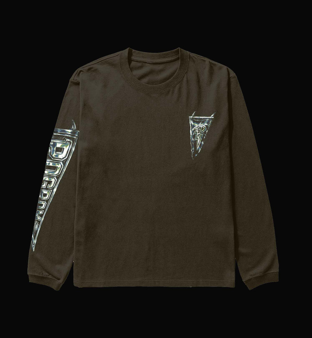 black t shirt